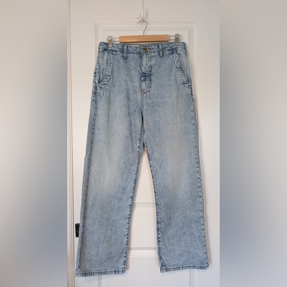 Pilcro Denim - Anthropologie Pilcro Baggy High Waist Jeans Light Wash Size 28